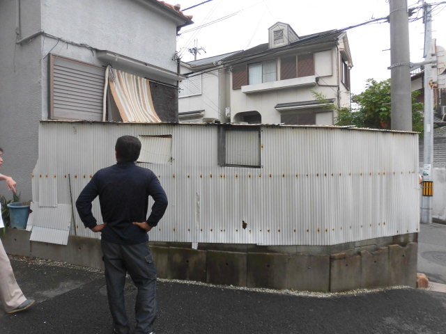岸和田市流木町の小屋撤去依頼