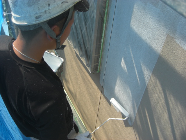 泉佐野市の外壁下塗り