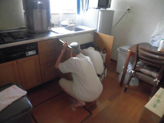 岸和田市藤井町の外壁と雨漏りの現調