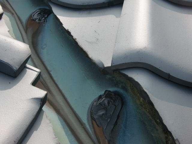 泉南市樽井の谷樋の穴修理後