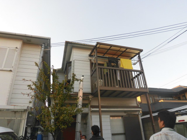 泉大津市の雨漏り現地調査