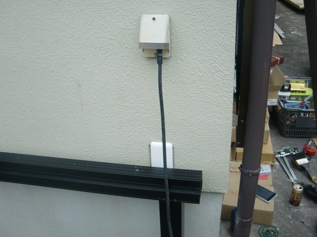 岸和田市西之内町の移設したコンセント