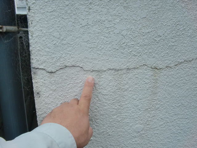 泉南郡岬町の外壁のクラック