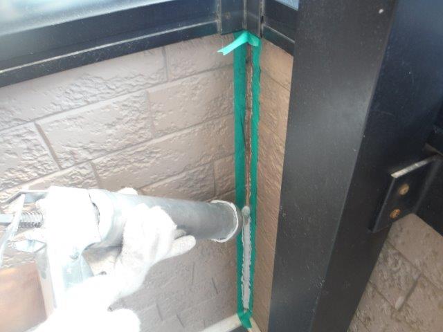 岸和田市八田町のベランダのシーリング打ち替え