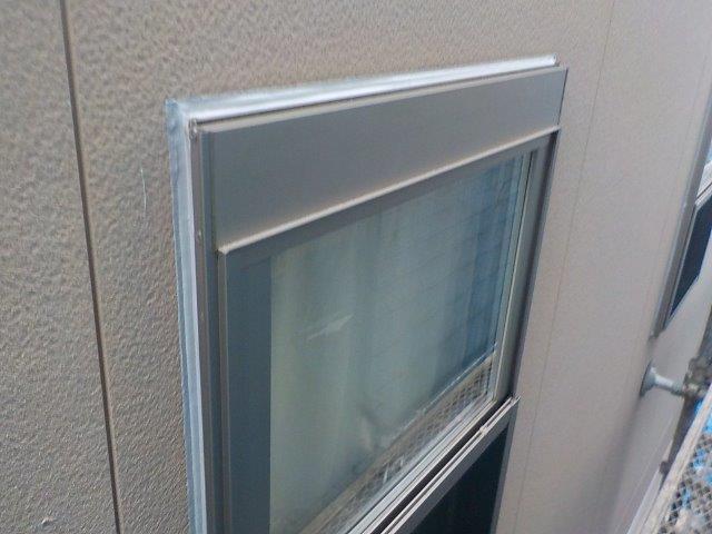岸和田市の窓周りのシーリング打ち替え完了状況