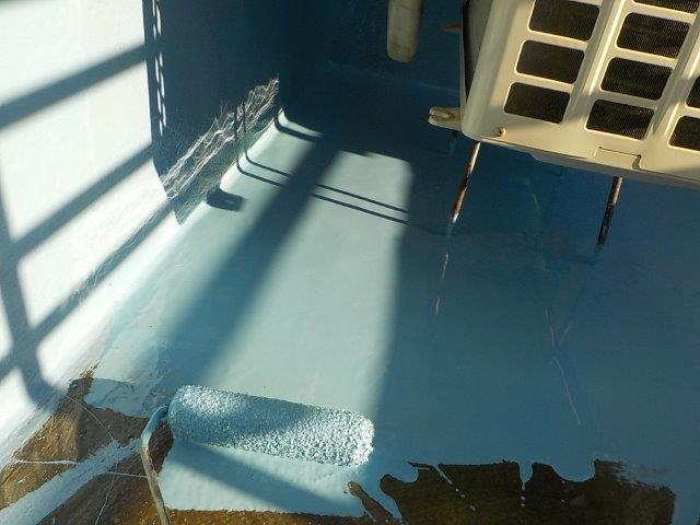 忠岡町のウレタン樹脂塗布状況