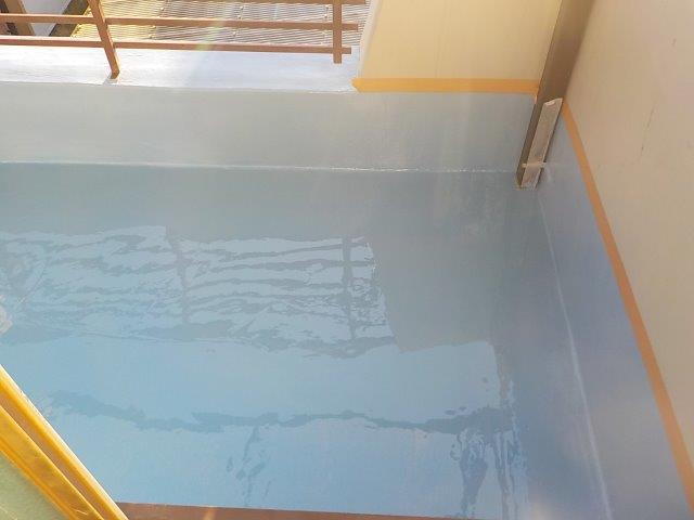 忠岡町のウレタン樹脂塗布状況