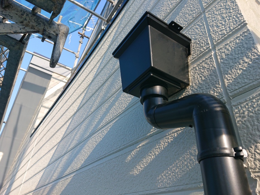 忠岡町の雨樋塗装