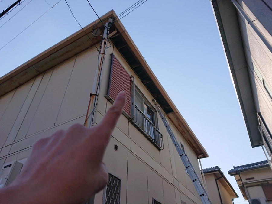 岸和田市の落ちかかった軒天の撤去完了