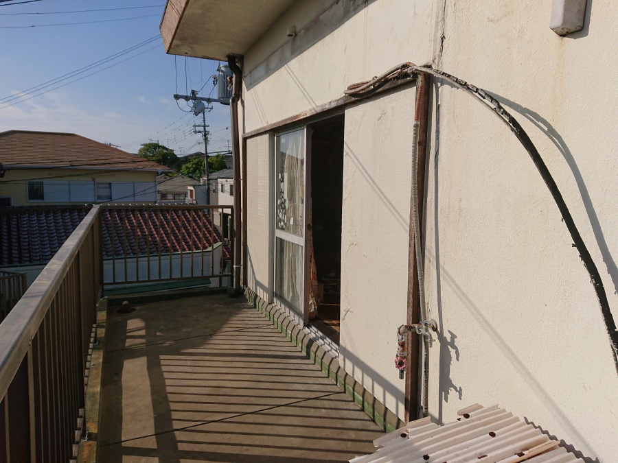 和泉市のベランダのサンルーム撤去後
