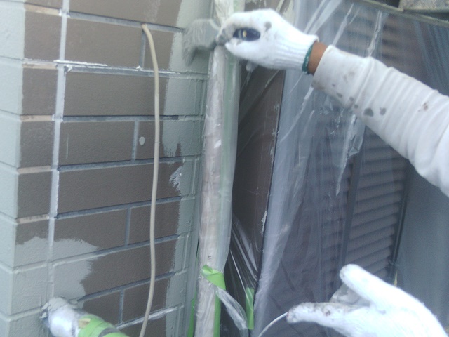 和泉市のサイディング外壁中塗り