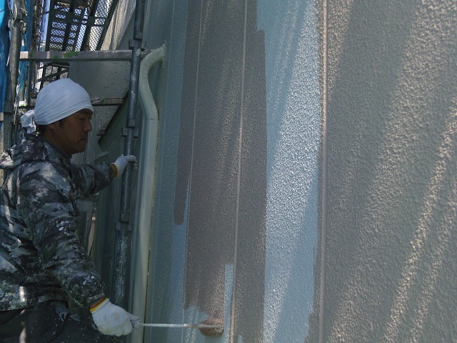 貝塚市のALCパネル中塗り