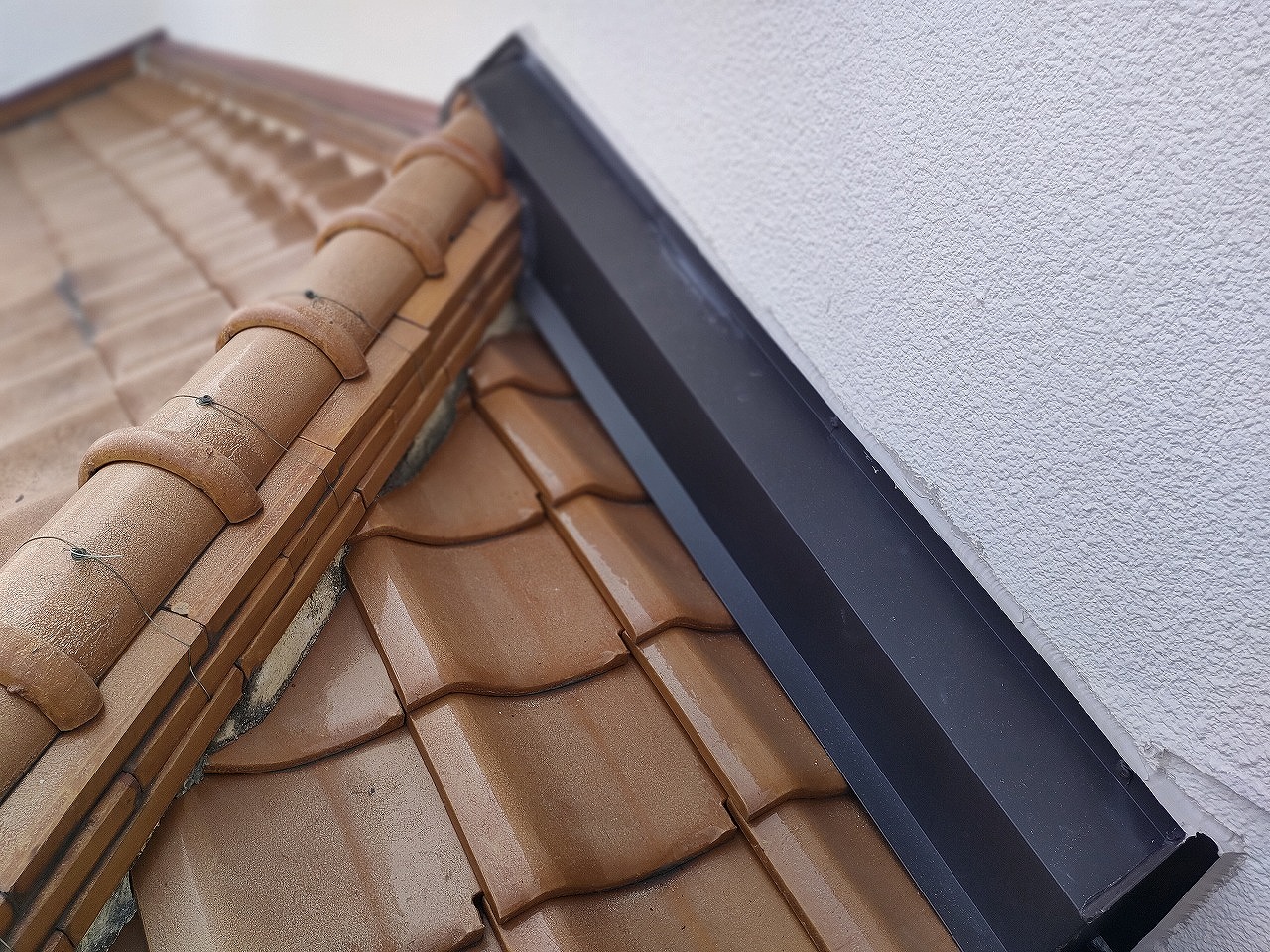 岸和田市の壁際水切り