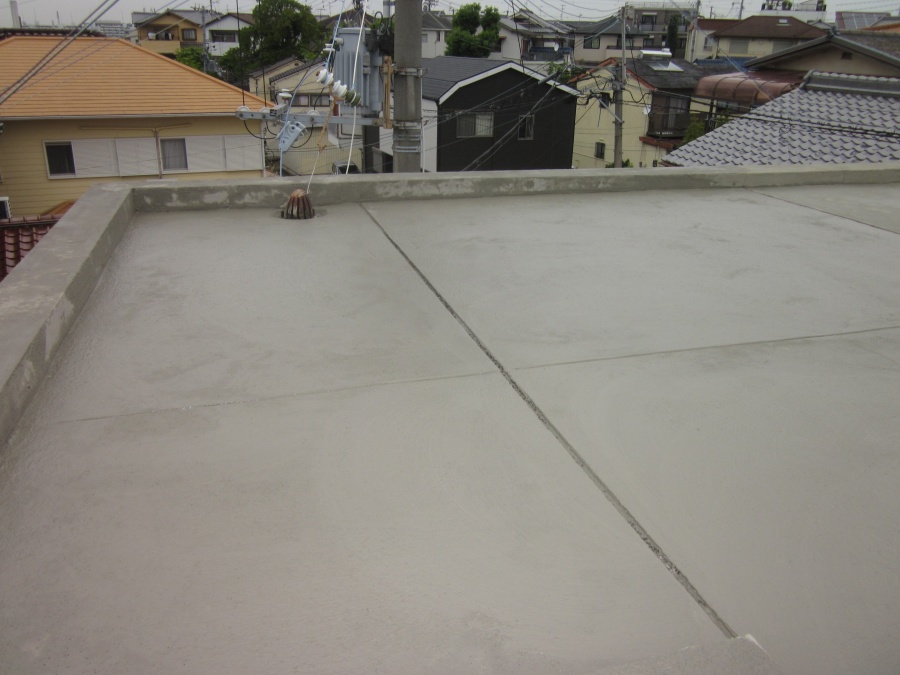 和泉市の陸屋根の下地調整後