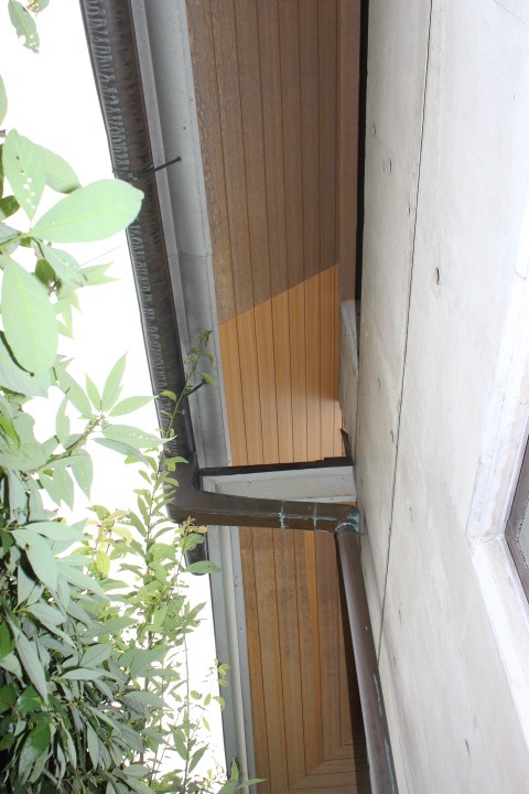 岸和田市土生町の軒天井板張替え完了