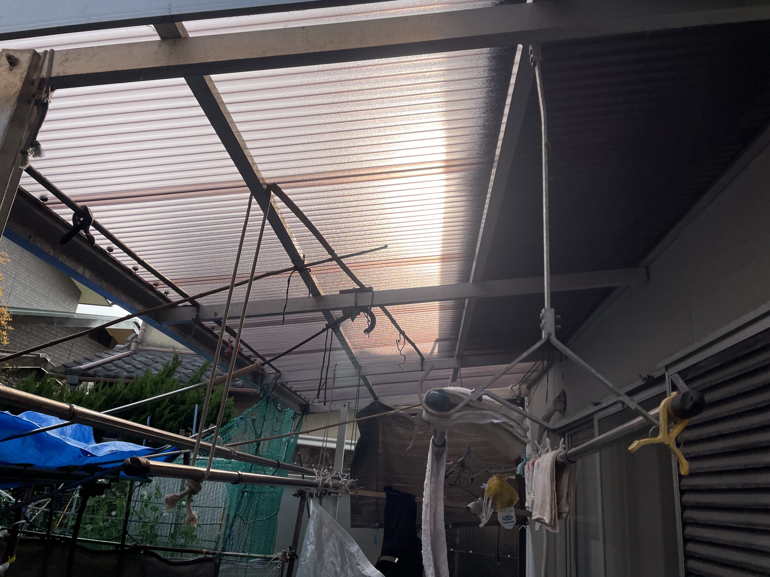 熊取町のテラスの波板張替え