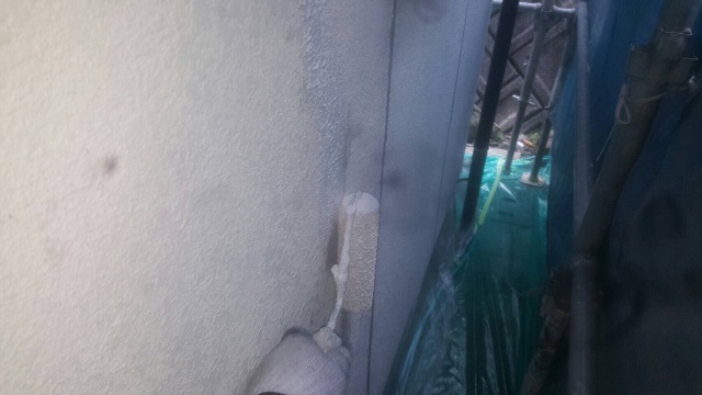 泉南郡岬町のクラック補修後のパターン付け