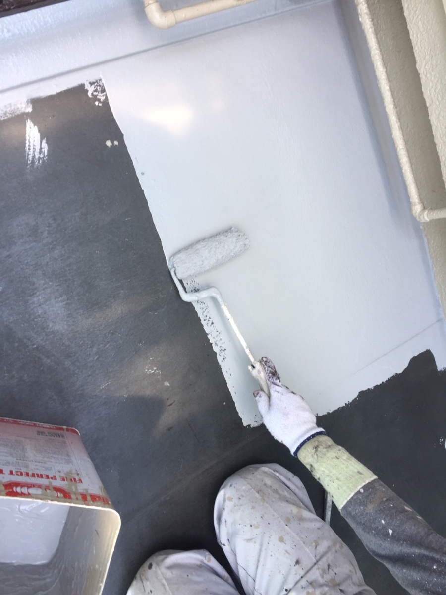 岸和田市吉井町のベランダトップコート塗布