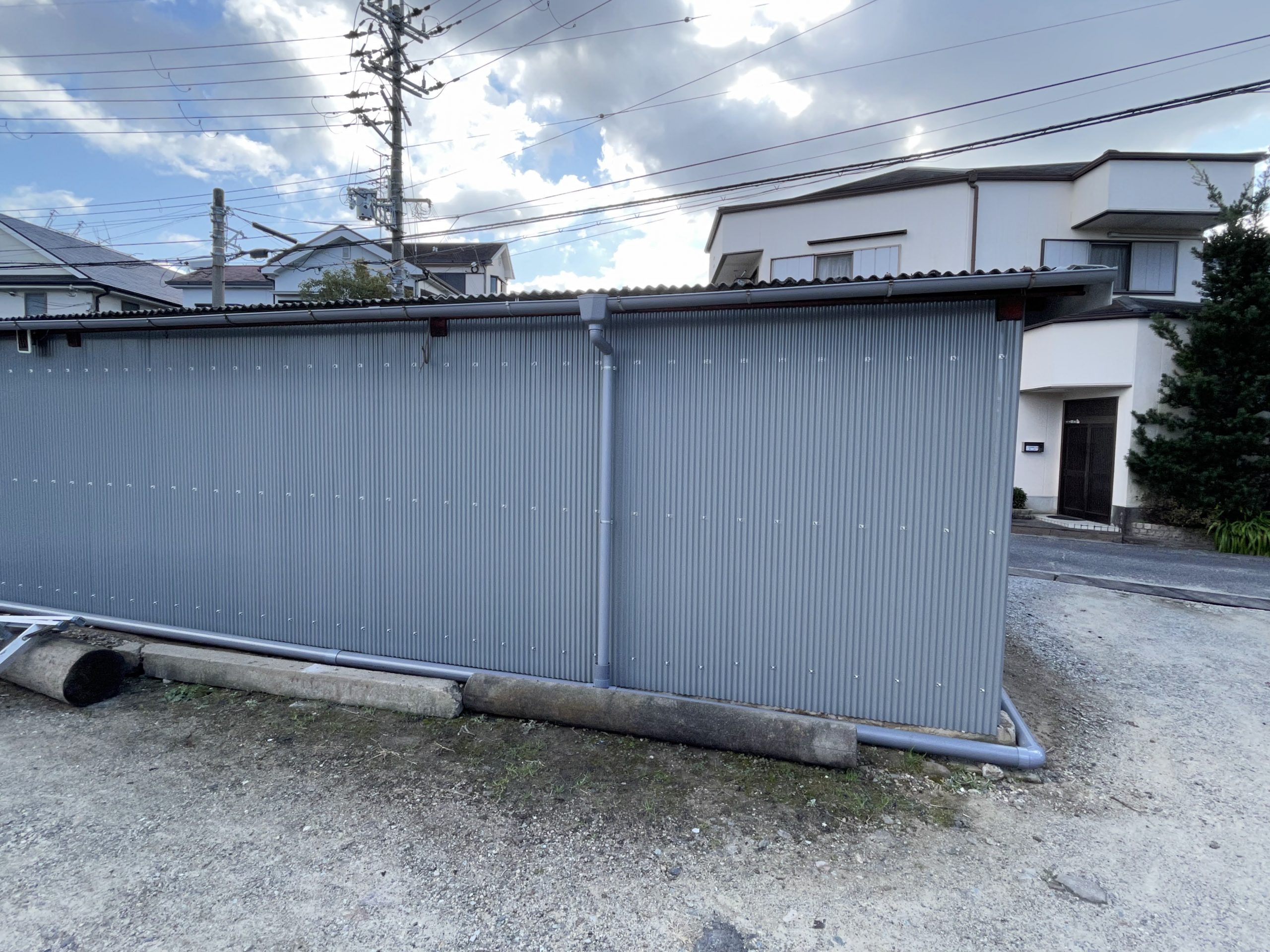 貝塚市のガレージの雨樋交換完了