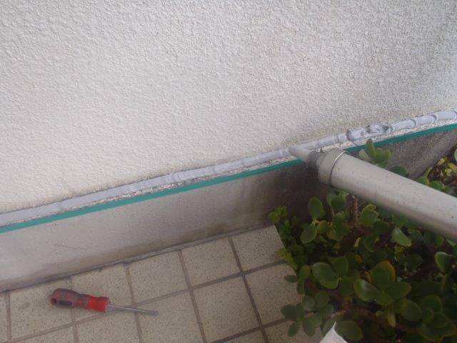 泉南郡岬町の基礎巾木にシーリング充填