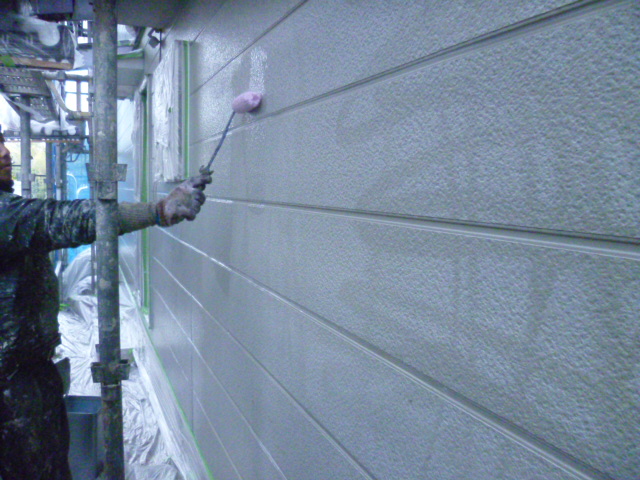 岸和田市下松町の外壁下塗り