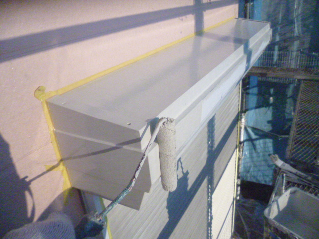 岸和田市下松町のシャッターボックス塗装