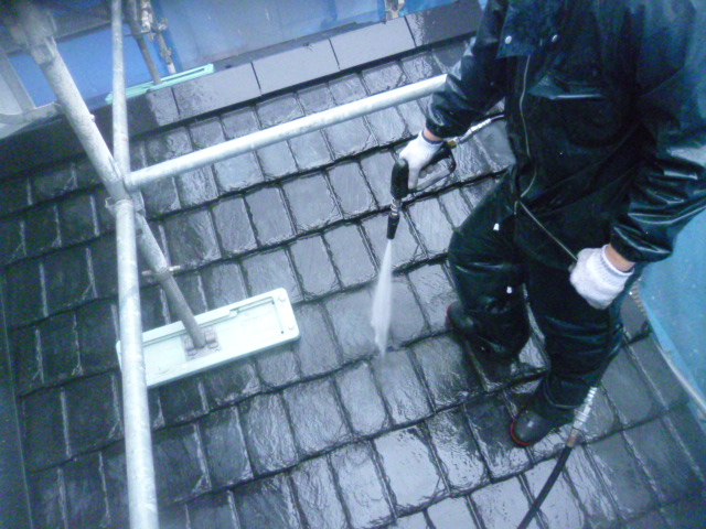 和歌山市善明寺のセメント瓦屋根洗浄