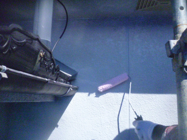 貝塚市のモルタル外壁の下塗り