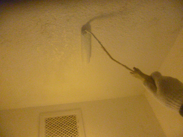 貝塚市のお風呂場の壁防カビ塗装