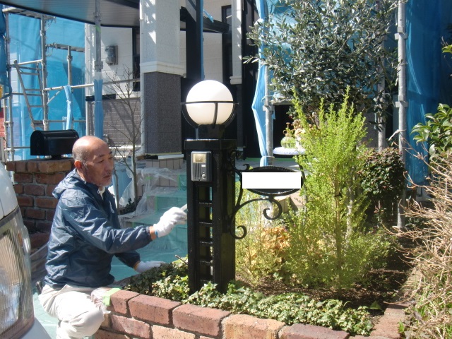 岸和田市包近町の機能ポール塗装