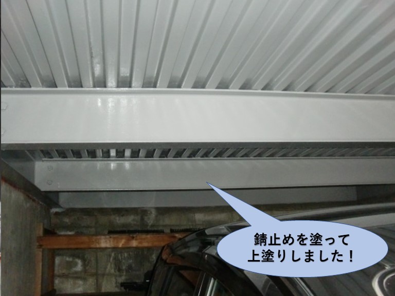 岸和田市のガレージを錆止めを塗って上塗りしました！