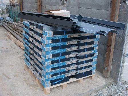 岸和田市大町で軽量瓦コロニアルクァッドへの屋根葺き替え