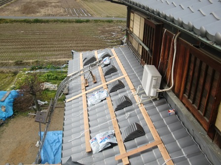 岸和田市東大路町の和瓦の屋根葺き替え工事 8日目