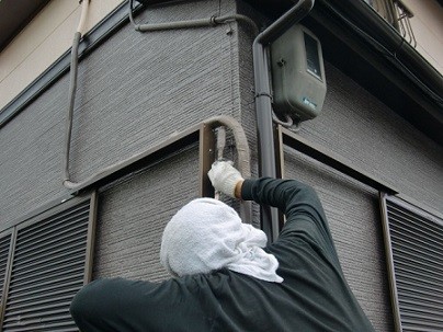 真上町の外壁塗装と屋根塗装で外壁部分塗装