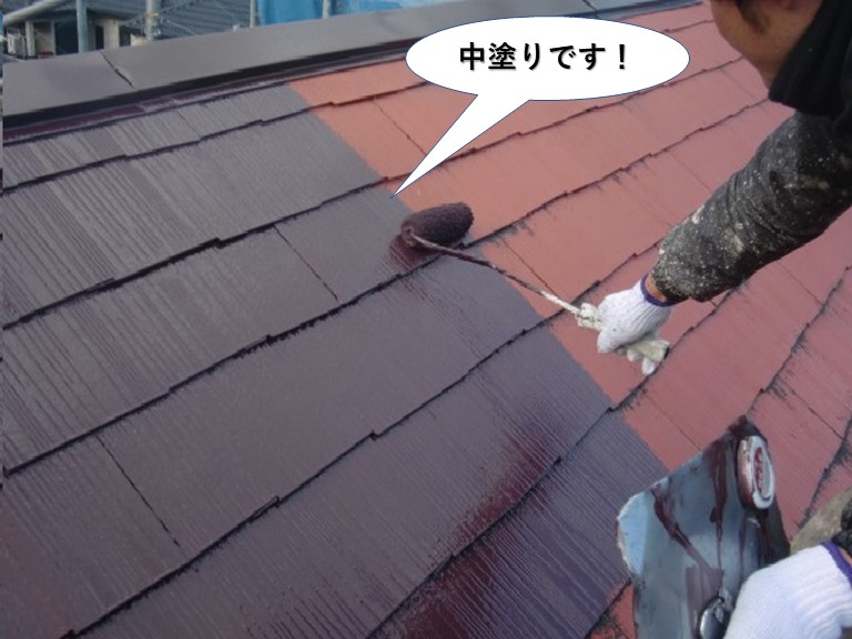 泉佐野市の屋根の中塗り