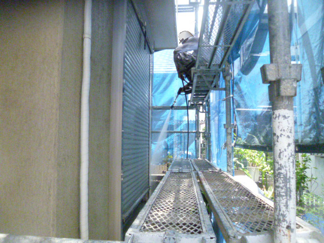 岸和田市西之内町の外壁高圧洗浄