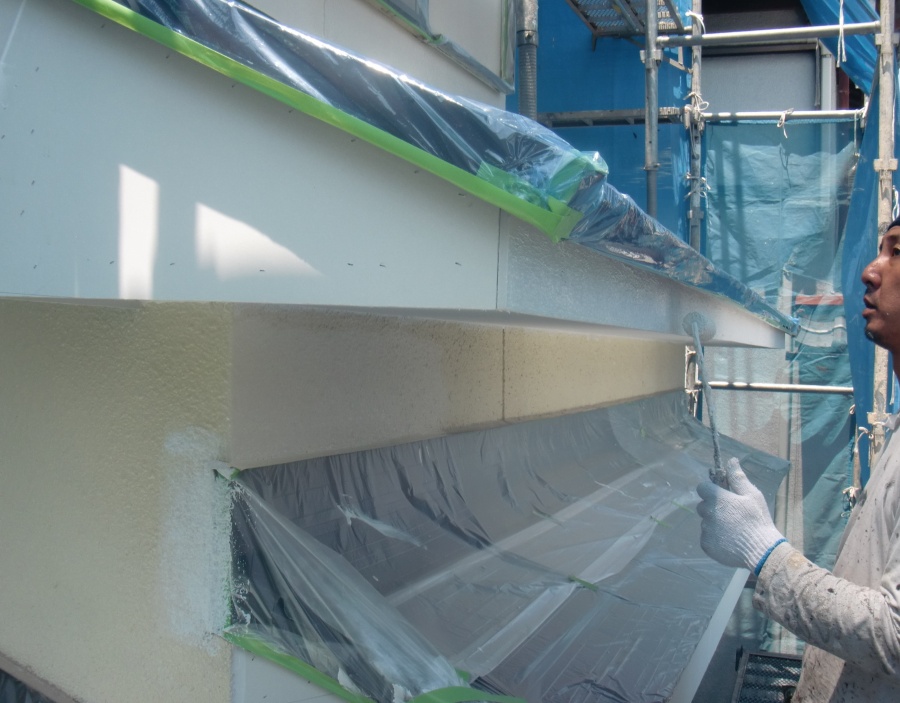 岸和田市土生町の加工した庇にターン付け塗装