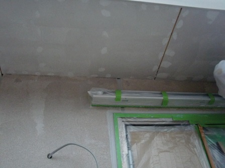 岸和田市上松町の外壁塗装で下地処理の工程