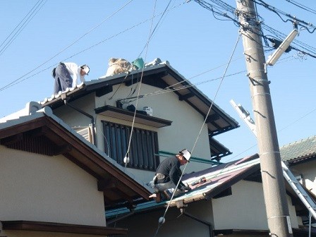 岸和田市天神山町の淡路産特上和瓦の葺き替え2日目