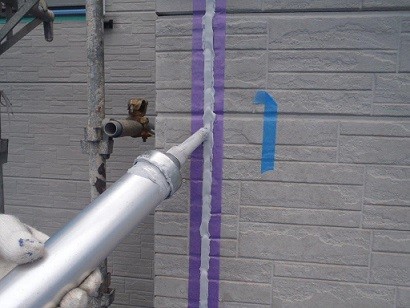 岸和田市真上町の外壁塗装と屋根塗装で外壁防水処理