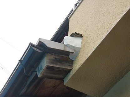 岸和田市春木本町の外壁塗装の足場解体と部分塗装