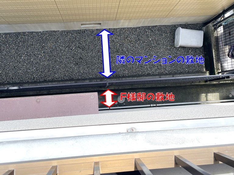 和泉市F様邸の敷地隣のマンションの敷地