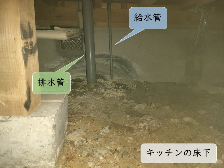 和泉市のキッチンの床下