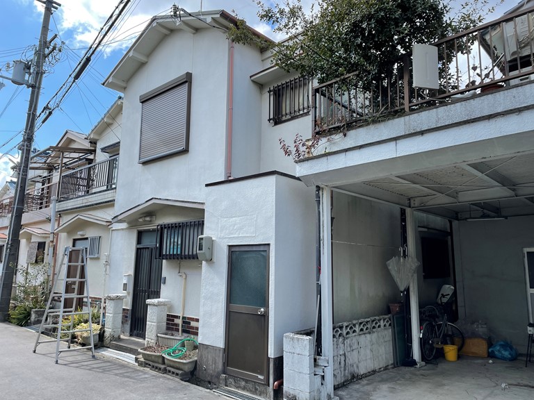 岸和田市の増築部の塗装完了！