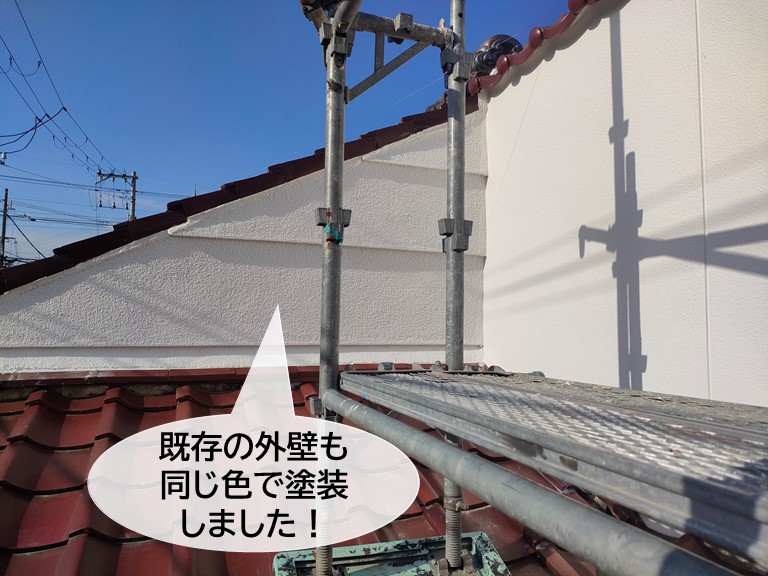 忠岡町の既存の外壁も同じ色で塗装しました