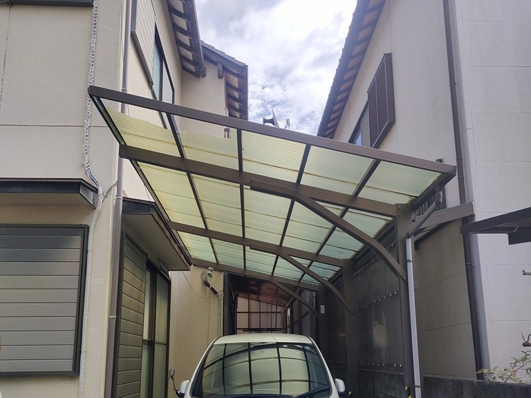 熊取町カーポート屋根張り替え前
