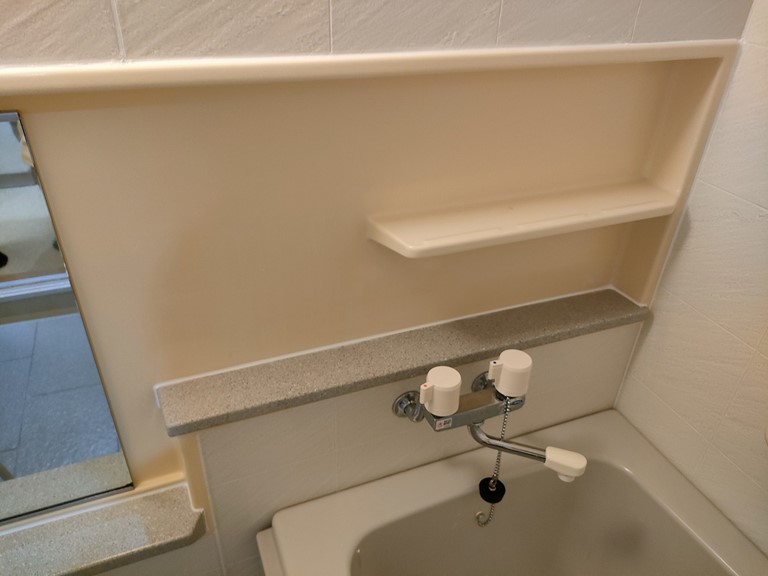 貝塚市のユニットバスのシーリング打ち替え完了