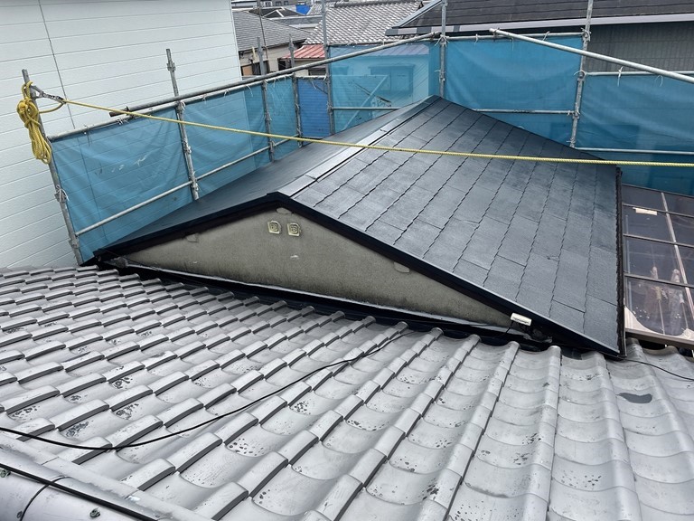 貝塚市スレート屋根と塗装後