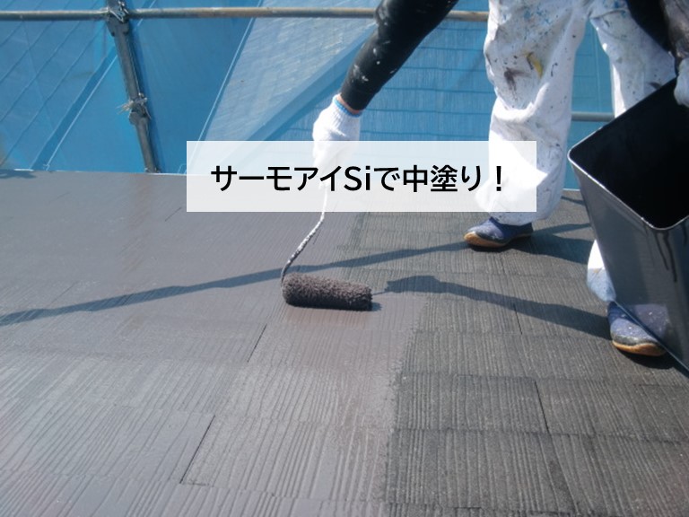 高石市の屋根をサーモアイSiで中塗り