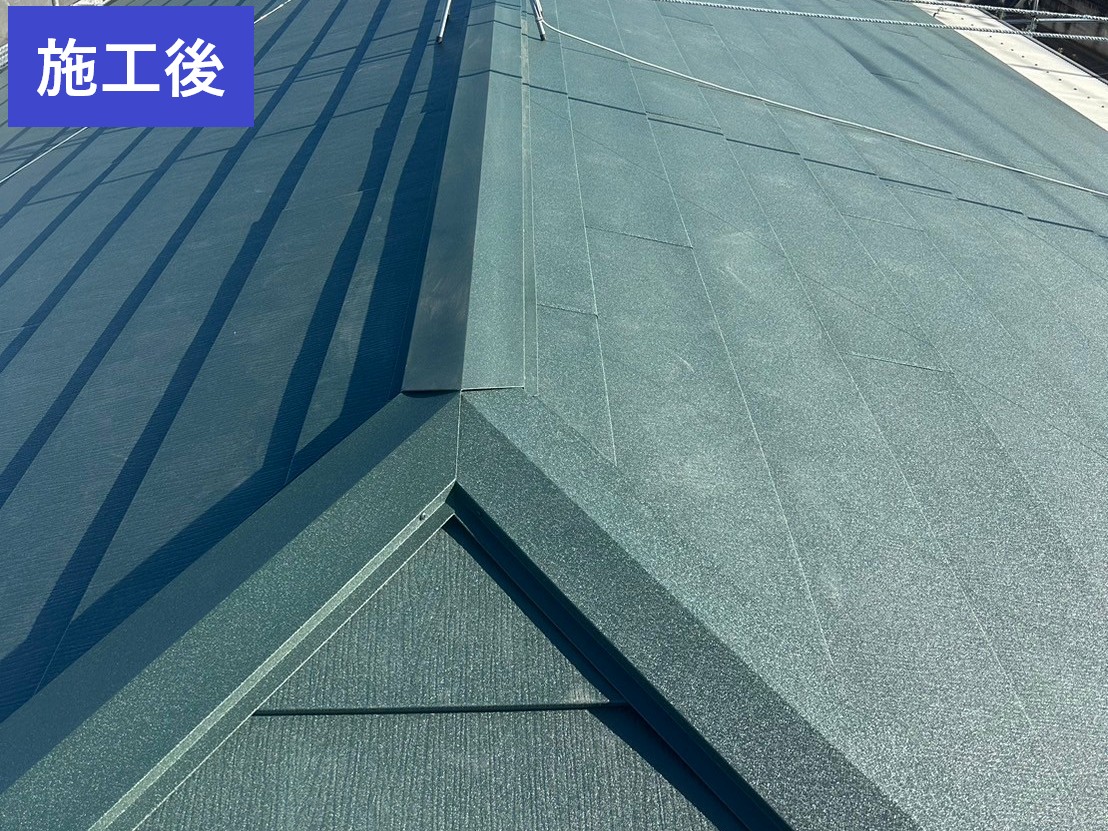 越谷市屋根カバー工法　棟板金施工後